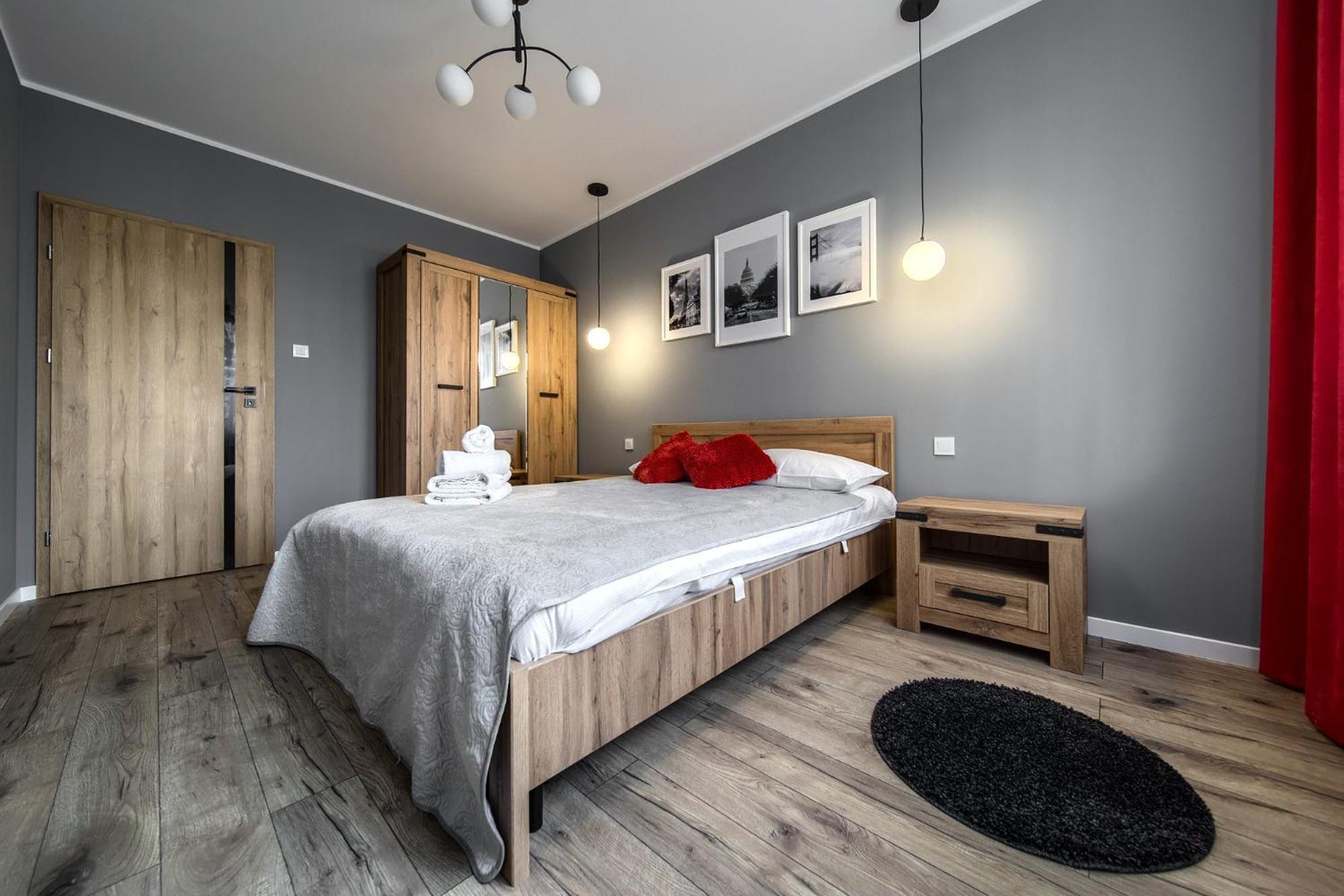 ורוצלב Central Park Red Apartment מראה חיצוני תמונה
