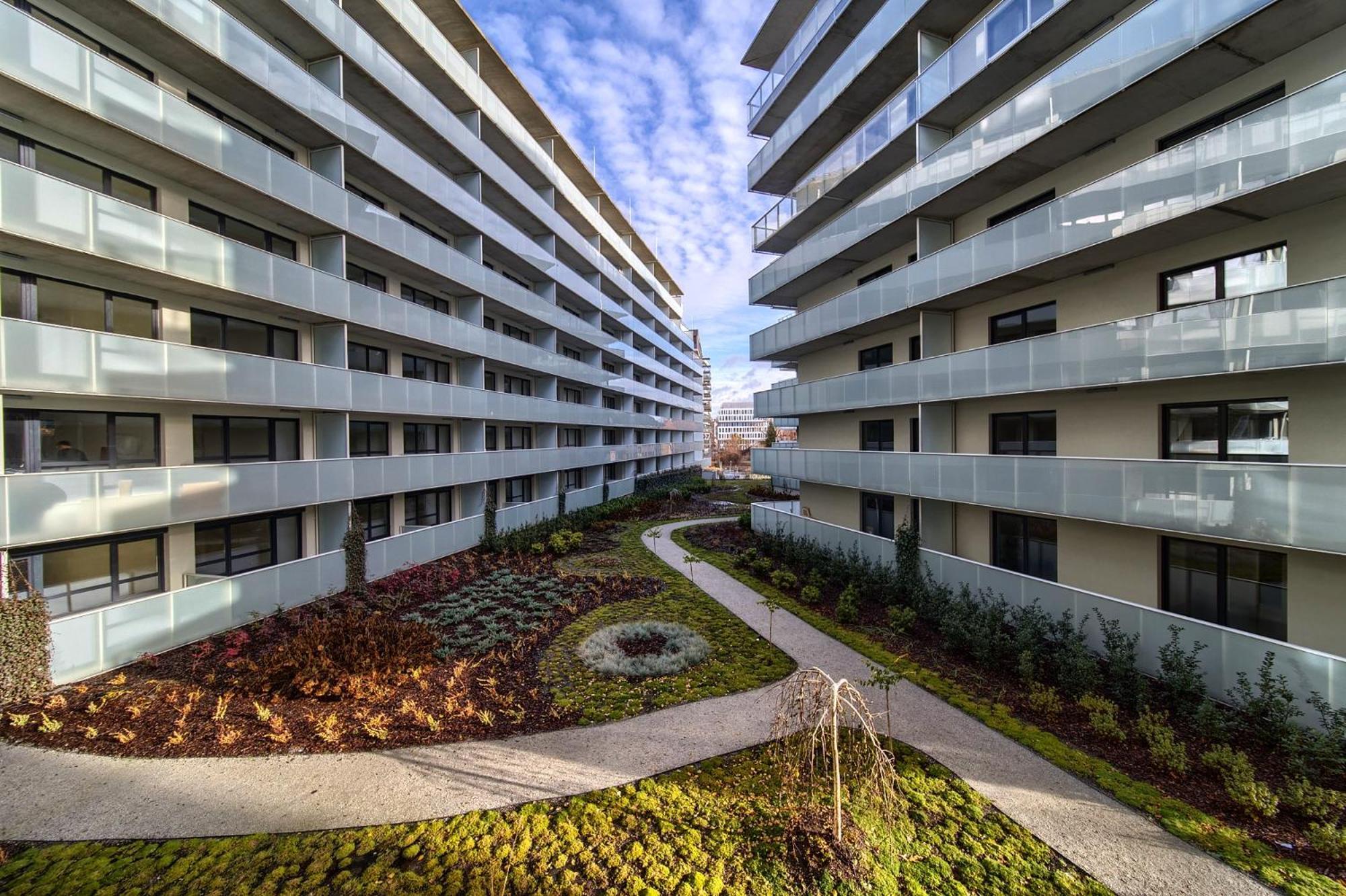 ורוצלב Central Park Red Apartment מראה חיצוני תמונה